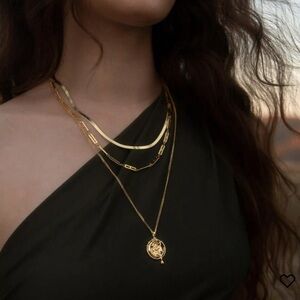 Awe Inspired Affirmation Necklace “I Am Worthy Of Abundance” 14kg vermillion NWT